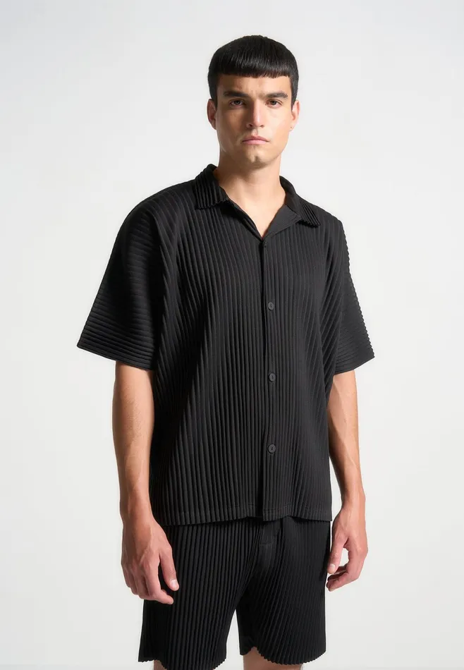 Men Manire De Voir Pleated Shirt Black