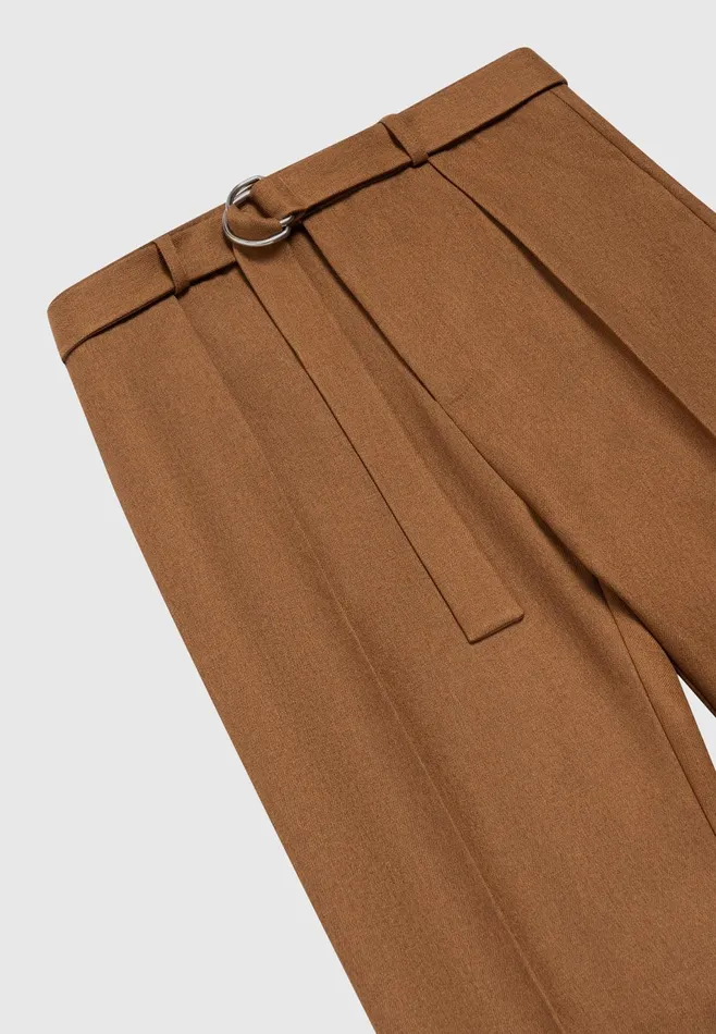Men Manire De Voir Relaxed Fit Textured Belted Tailored Trousers Fawn