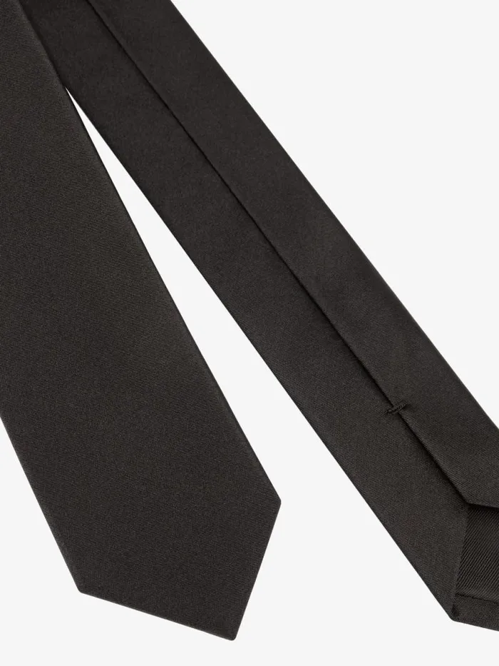 Men Scarves and Ties Givenchy GIVENCHY 1952 Tie In Silk Black Men Scarves and Ties Givenchy GIVENCHY 1952 Tie In Silk Black