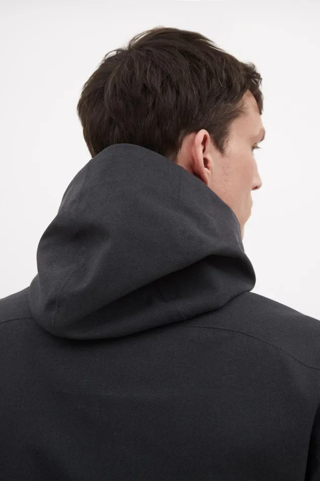 Men Textured Twill GoreTex 3L Stand Collar Jacket Charcoal Grey Norse Projects Outerwear