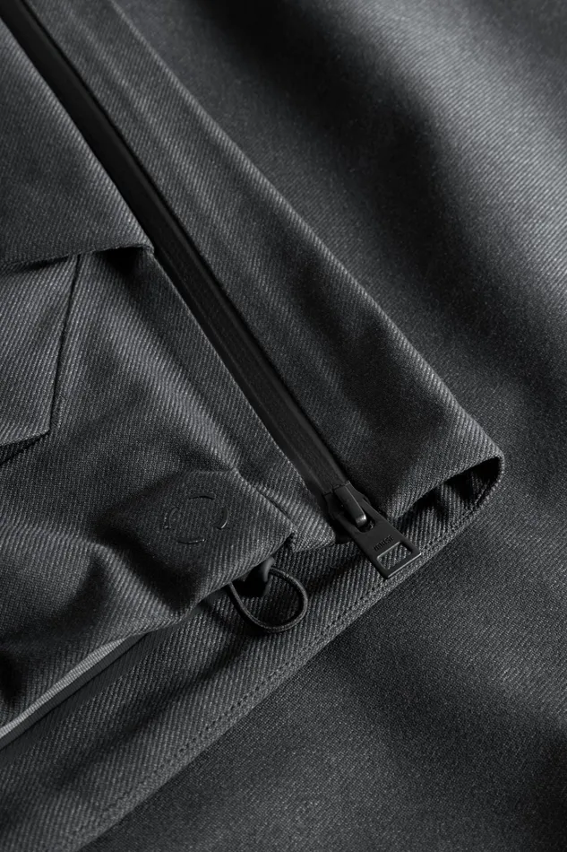 Men Textured Twill GoreTex 3L Stand Collar Jacket Charcoal Grey Norse Projects Outerwear