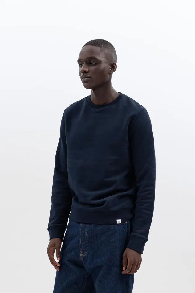 Men Vagn Classic Crew Dark Navy Norse Projects Sweatshirts