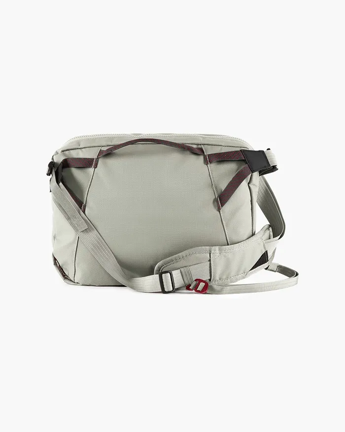 MenWomen Gaut Messenger Bag 8L Silver Green Klttermusen Summit Backpacks 215l