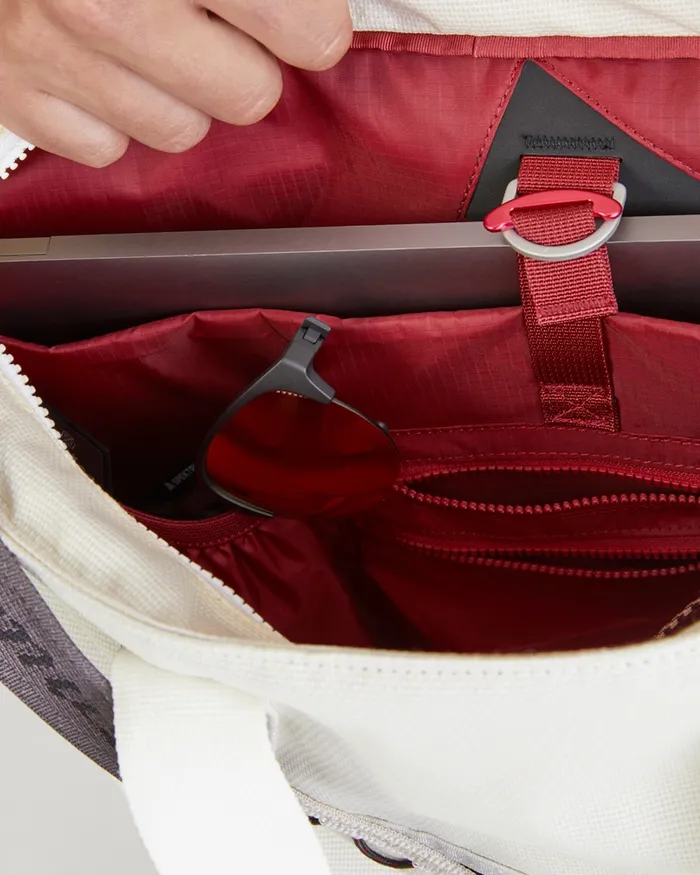 MenWomen Nagelfar Tote Bag 17L Raven Klttermusen Tote Bags