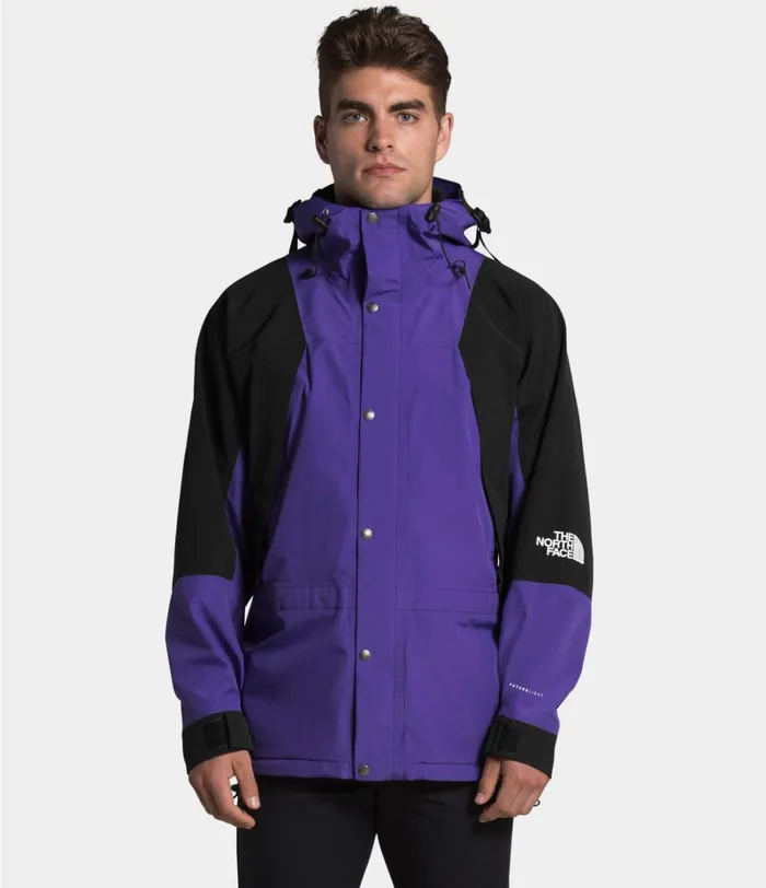 Mens The North Face Rainwear 1994 Retro Mountain Light FUTURELIGHT Jacket Peak Purple