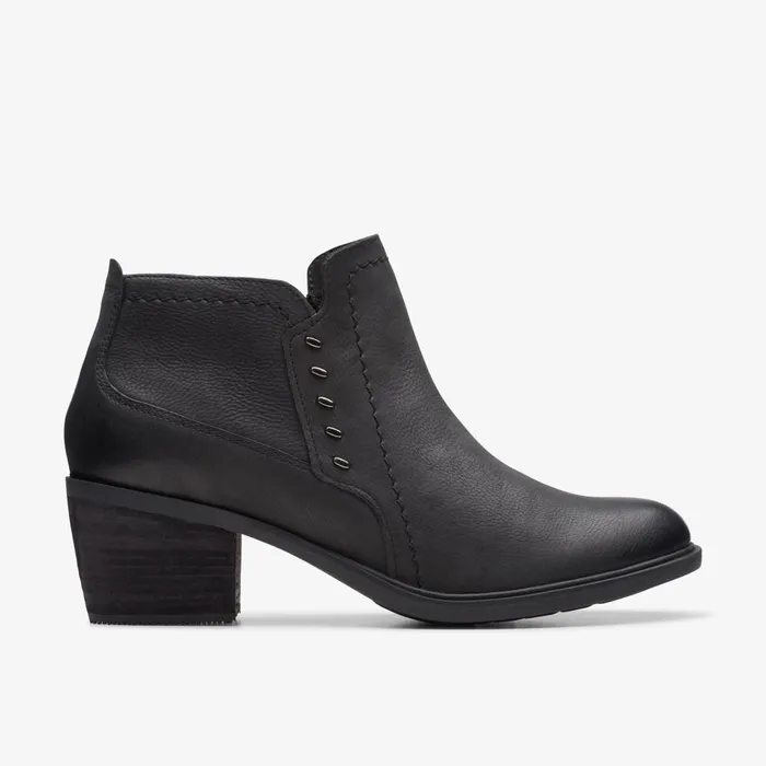 Neva Lo Black Leather Women Clarks Boots and Booties