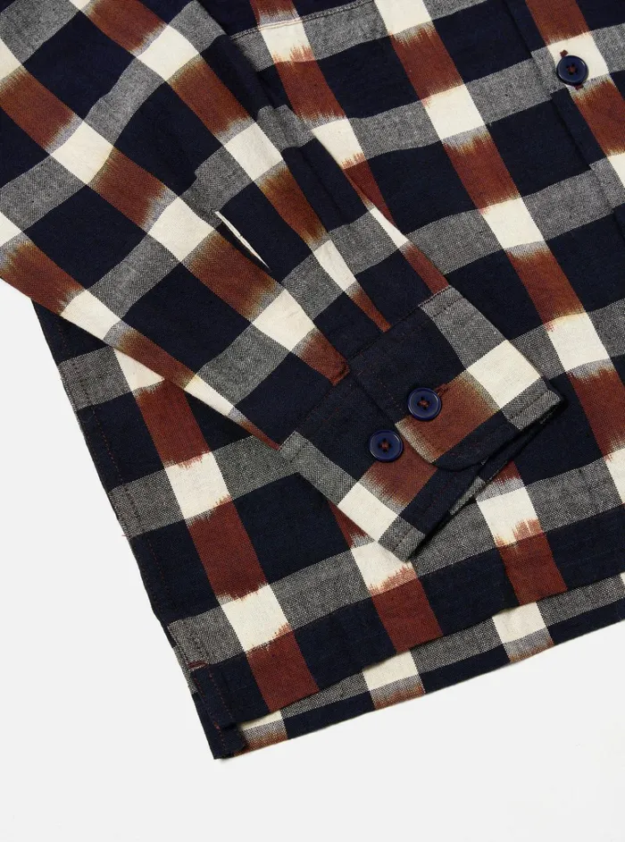 Overshirts Men Universal Works Universal Works LS Utility Shirt In NavyBrown Check Ikat