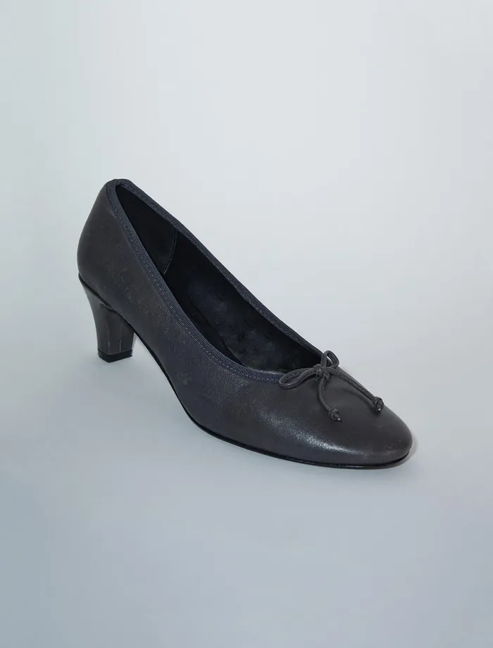 Petra Grey Women Paloma Wool Pumps