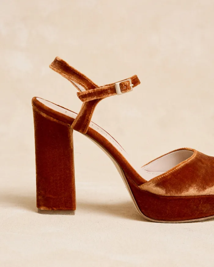 Polin Et Moi Amatil Heel Shoe Leather Women Heels Polin Et Moi Amatil Heel Shoe Leather Women Heels