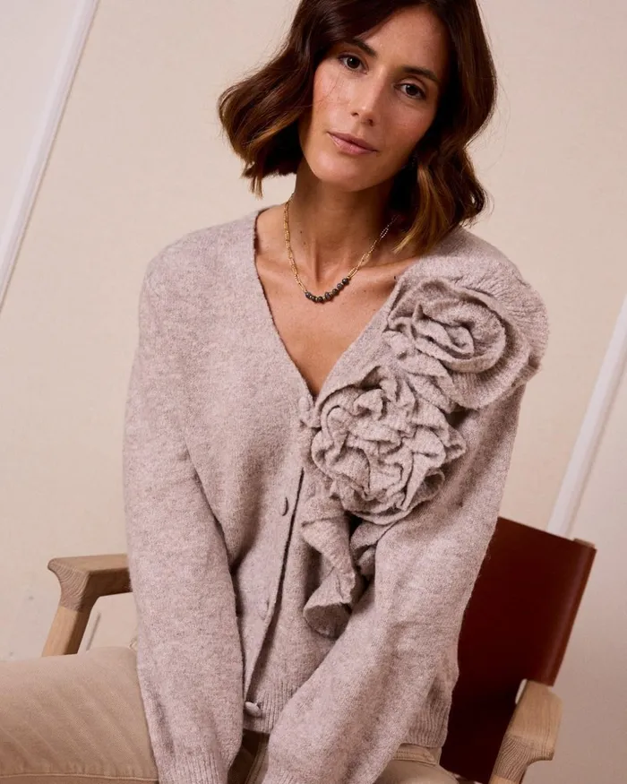 Polin Et Moi Knitted Peony Cardigan Taupe Women Cardigans And Sweaters Polin Et Moi Knitted Peony Cardigan Taupe Women Cardigans And Sweaters