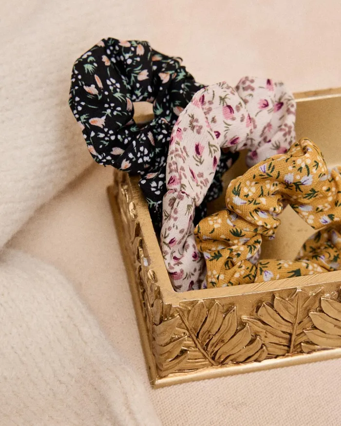 Polin Et Moi Maria Flower Hair Ties Pack Beige Women Hair Accessories