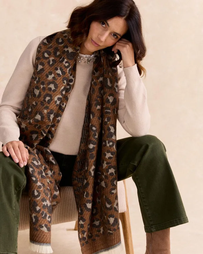 Polin Et Moi Print Aricia Scarf Brown Women Hats And Scarves Polin Et Moi Print Aricia Scarf Brown Women Hats And Scarves