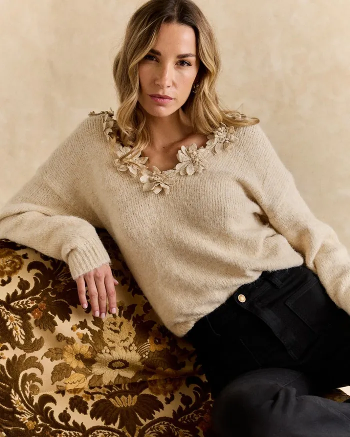 Polin Et Moi Sweater Flowers Evely Sand Women Cardigans And Sweaters Polin Et Moi Sweater Flowers Evely Sand Women Cardigans And Sweaters
