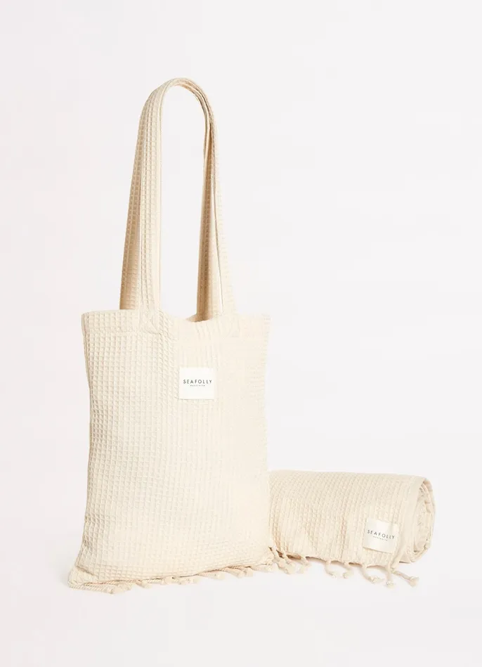 Seafolly Waffle Towel and Tote Set 8211 Sand Women Beach Bags Seafolly Waffle Towel and Tote Set 8211 Sand Women Beach Bags