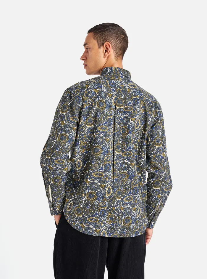 Shirts Men Universal Works Universal Works Lazy Day Shirt In Navy Artist Print Cotton