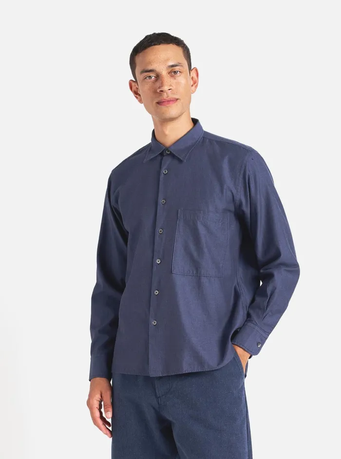 Shirts Men Universal Works Universal Works Square Pocket Shirt In Navy Sg Brushed Twill