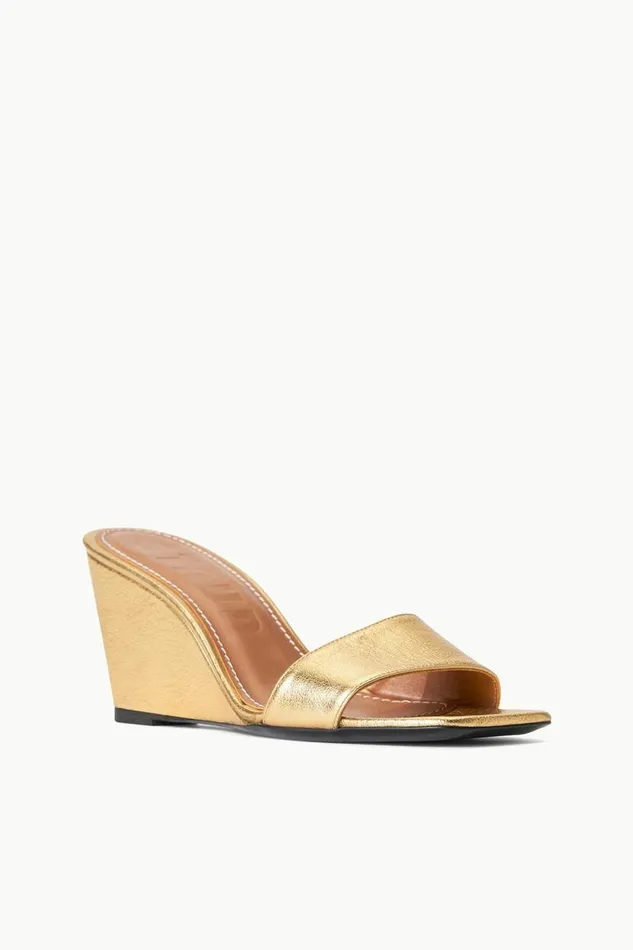 STAUD Platforms and Wedges Women STAUD BILLIE WEDGE GOLD STAUD Platforms and Wedges Women STAUD BILLIE WEDGE GOLD