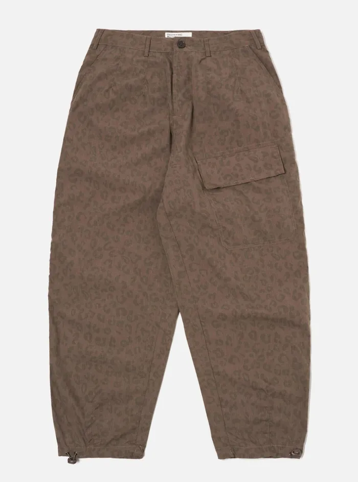 Trousers Men Universal Works Universal Works Loose Pilot Trouser In Sand Leopard Recycled Polytech