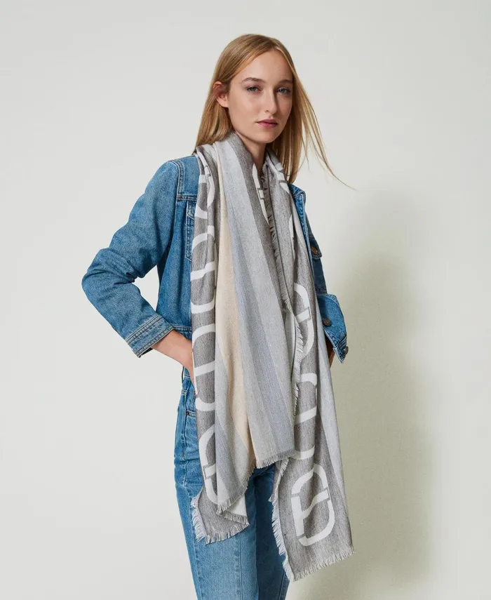 Twinset Jacquard Stole With Oval T Snow White Warm Melange Grey Jacquard Stripes Women Scarves Twinset Jacquard Stole With Oval T Snow White Warm Melange Grey Jacquard Stripes Women Scarves