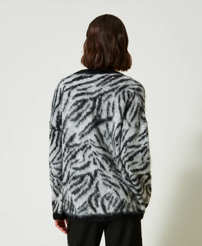 Twinset Myfo Animal Print Jacquard Cardigan Twotone Tiger Jacquard Women Jumpers And Cardigans Twinset Myfo Animal Print Jacquard Cardigan Twotone Tiger Jacquard Women Jumpers And Cardigans