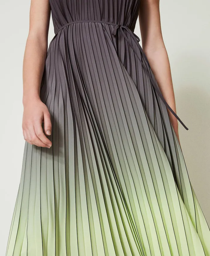 Twinset Pleated Georgette Long Printed Dress Twotone Blackened Pearl Grey Soft Lime Green Women Dresses Twinset Pleated Georgette Long Printed Dress Twotone Blackened Pearl Grey Soft Lime Green Women Dresses