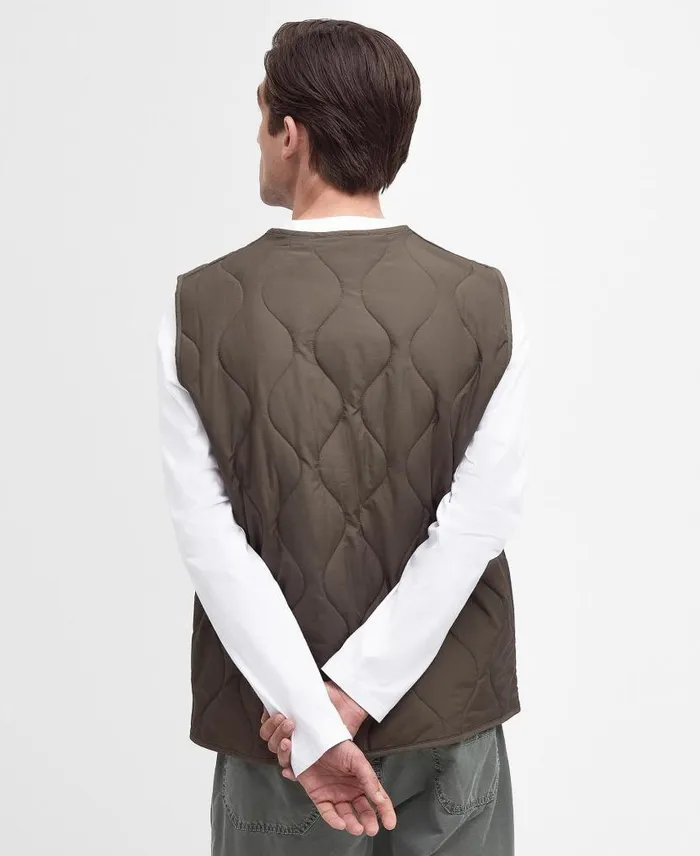 Utility Liddesdale Gilet Honey Gold Men Barbour Gilets and Liners