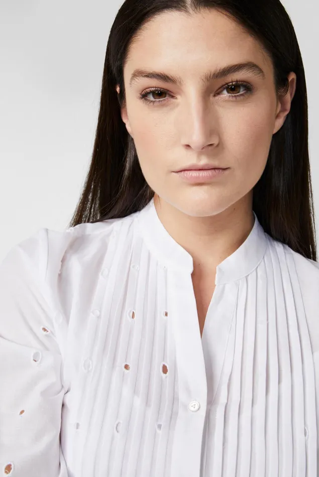 Van Laack Dresses and Skirts Women Kneelength Cotton Slipon Dress With A Standup Collar And Lace Trims White Van Laack Dresses and Skirts Women Kneelength Cotton Slipon Dress With A Standup Collar And Lace Trims White