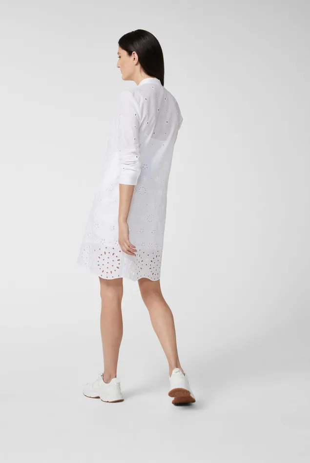 Van Laack Dresses and Skirts Women Kneelength Cotton Slipon Dress With A Standup Collar And Lace Trims White Van Laack Dresses and Skirts Women Kneelength Cotton Slipon Dress With A Standup Collar And Lace Trims White