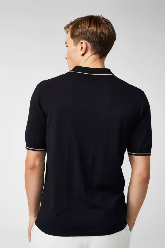 Van Laack Poloshirts Men Knitted VNeck Polo Shirt Made Of Air Cotton Blue Van Laack Poloshirts Men Knitted VNeck Polo Shirt Made Of Air Cotton Blue