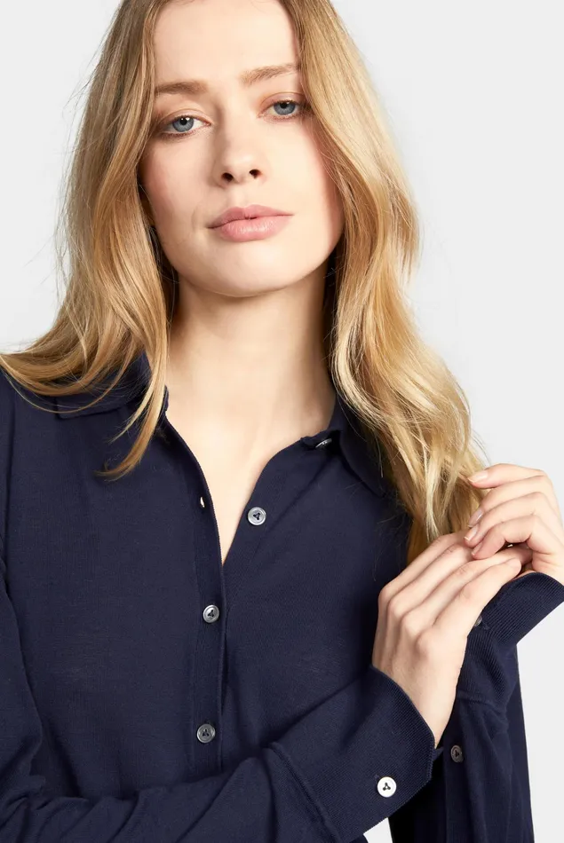 Van Laack Sweaters and Cardigans Women Highquality Knit Shirt Made From Ultrafine Merino Yarn Blue Van Laack Sweaters and Cardigans Women Highquality Knit Shirt Made From Ultrafine Merino Yarn Blue