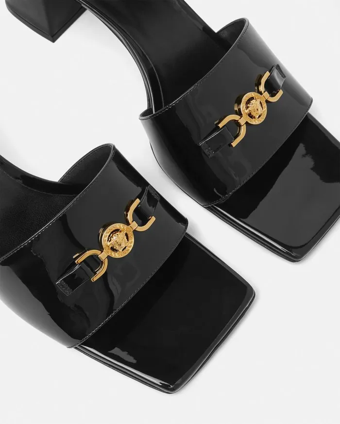 Versace Sandals Medusa 03995 Patent Mules 55 Mm Blackgold 8211 Women