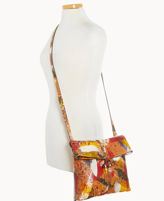 Woman Florentine Dipinta Medium Toggle Crossbody Natural Dooney and Bourke Crossbodies Woman Florentine Dipinta Medium Toggle Crossbody Natural Dooney and Bourke Crossbodies