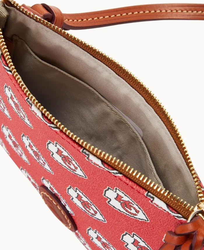 Woman NFL Chiefs Top Zip Crossbody Chiefs Dooney and Bourke Crossbodies Woman NFL Chiefs Top Zip Crossbody Chiefs Dooney and Bourke Crossbodies