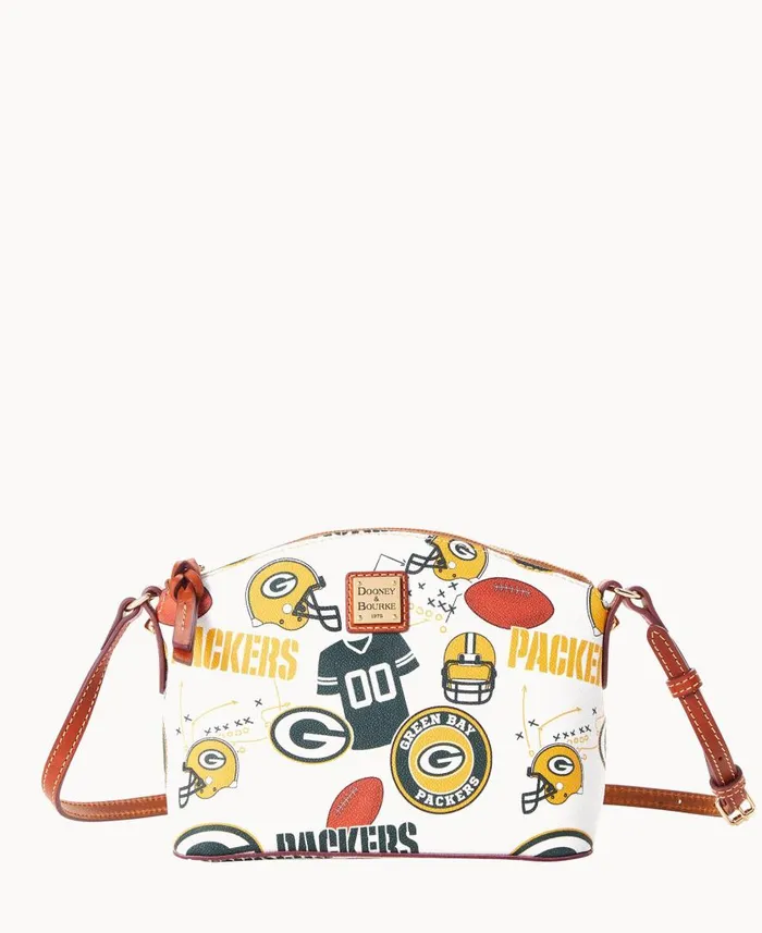 Woman NFL Packers Suki Crossbody Packers Dooney and Bourke Crossbodies