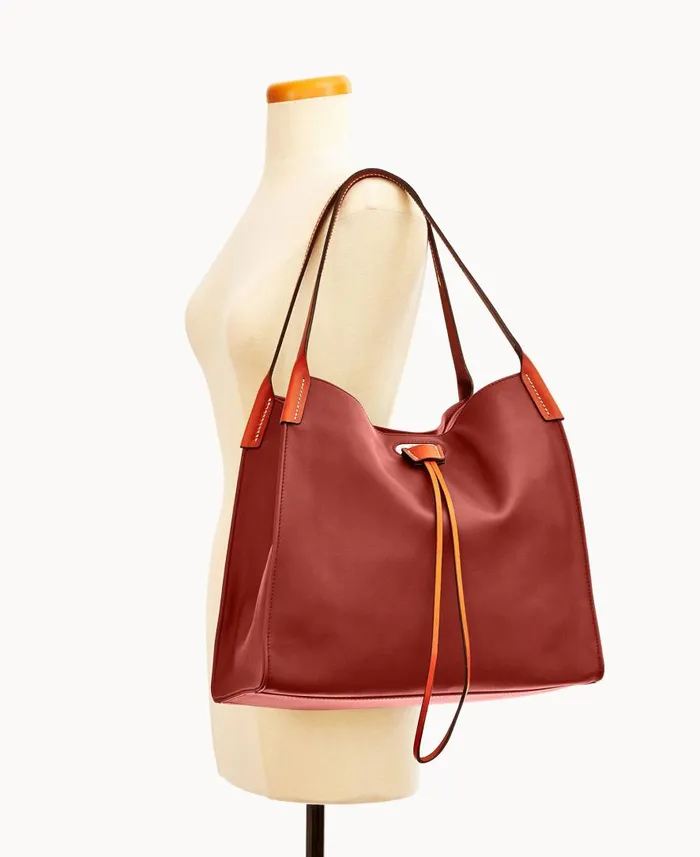 Woman Oncour Roux Polo Full Up Bordeaux Dooney and Bourke Shoulder Bags Woman Oncour Roux Polo Full Up Bordeaux Dooney and Bourke Shoulder Bags