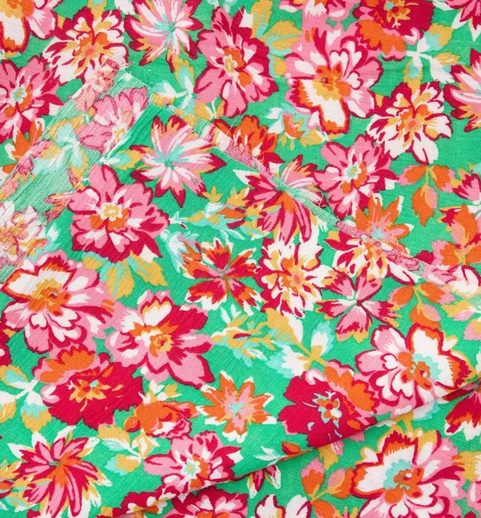 Women 3m Crinkle Viscose Fabric Cut 8211 Green Print Promod Fabric Cuts And Patterns Women 3m Crinkle Viscose Fabric Cut 8211 Green Print Promod Fabric Cuts And Patterns