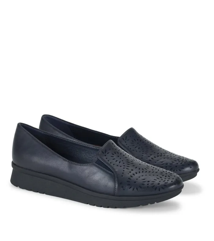 Women Amry Slip On Loafer Navy Baretraps Flats and Loafers