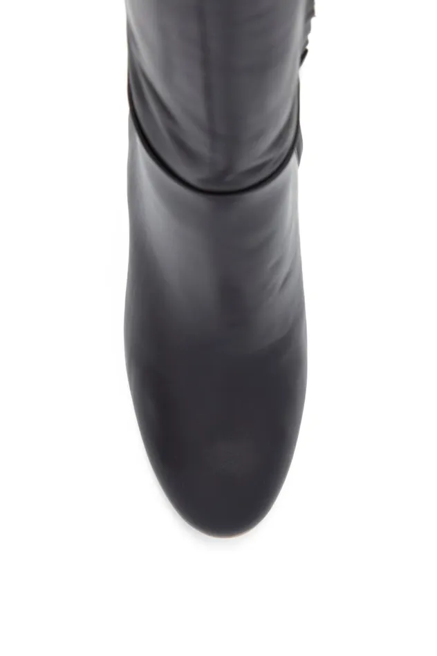 Women Boots Gabriela Hearst Linda OvertheKnee Boot In Black Leather