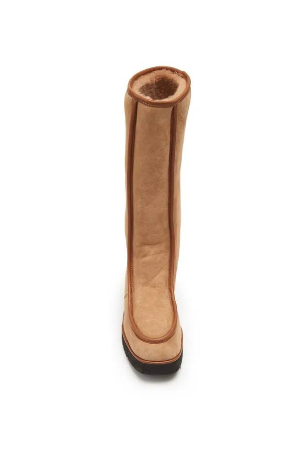 Women Boots Gabriela Hearst Tayna Flat Boot In Camel Leather