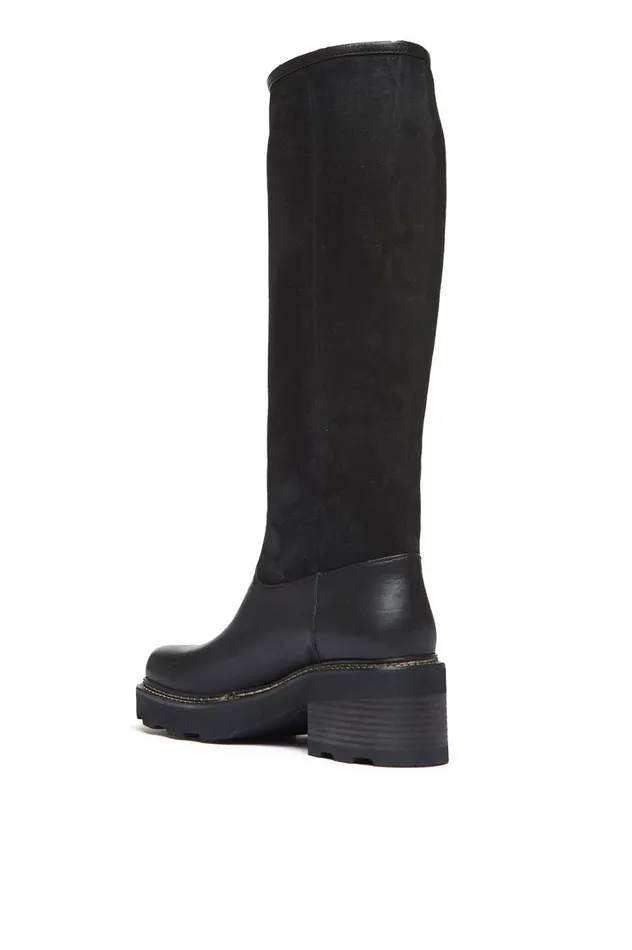 Women Boots Gabriela Hearst Vylos PullOn Boot In Black Leather