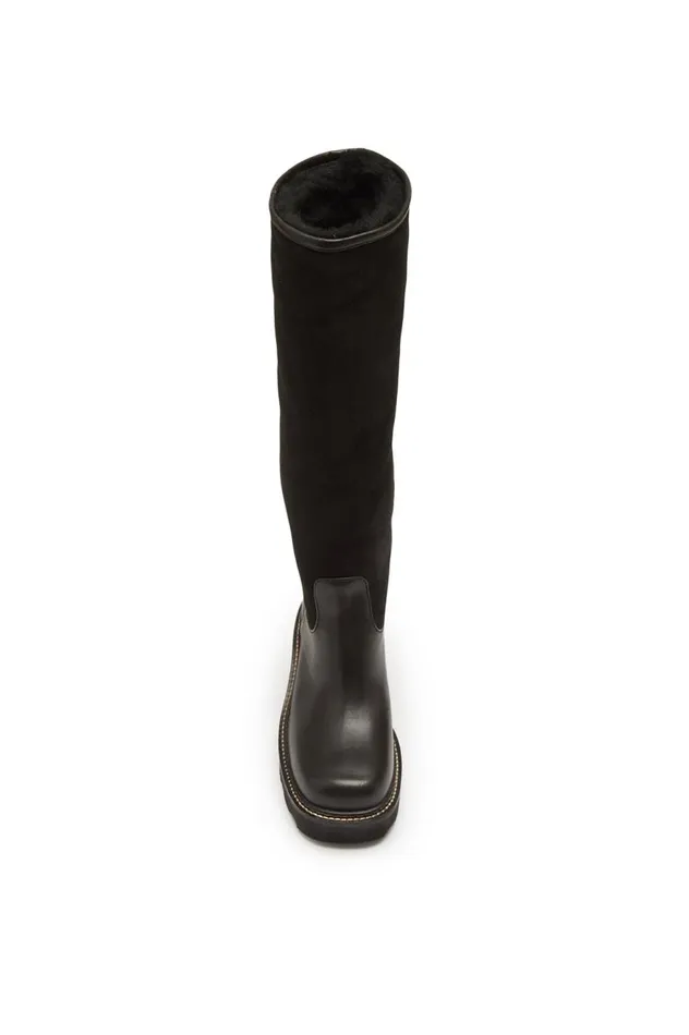 Women Boots Gabriela Hearst Vylos PullOn Boot In Black Leather