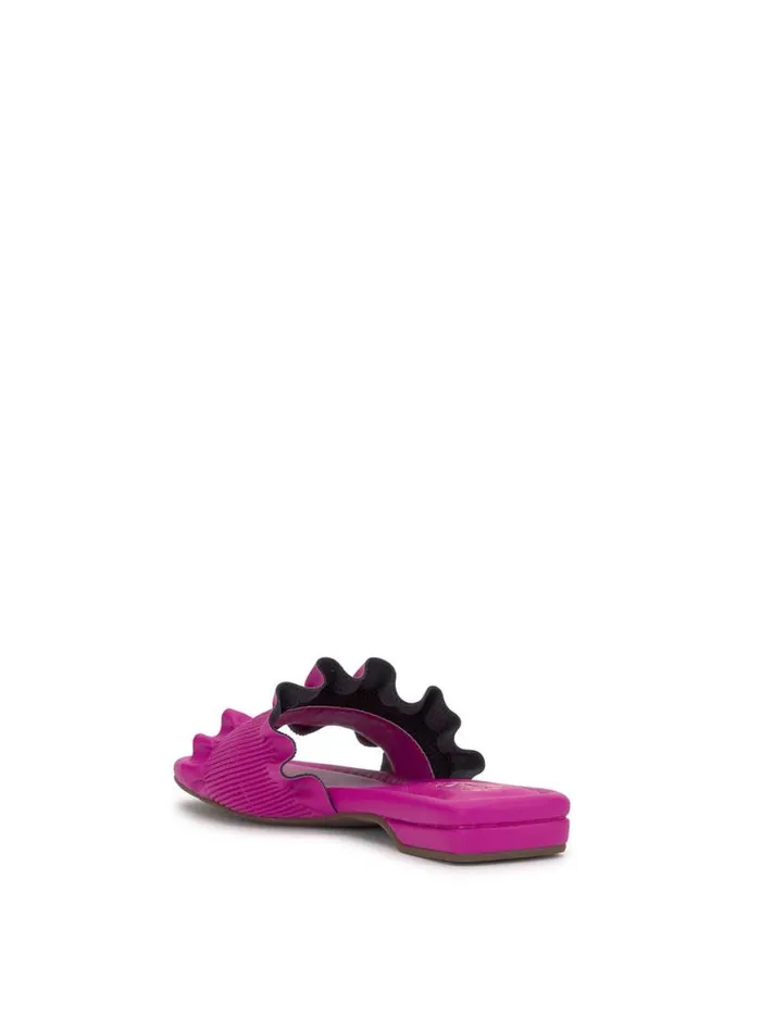 Women Camessa Smocked Sandal In Fuschia Jessica Simpson Flats