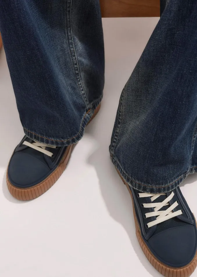 Women Canvas Low Top Sneaker Navy MEEM
