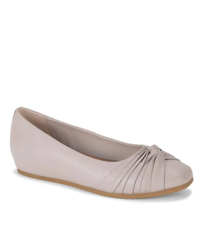 Women Chainey Casual Flat Lavendar Mist Baretraps Flats and Loafers