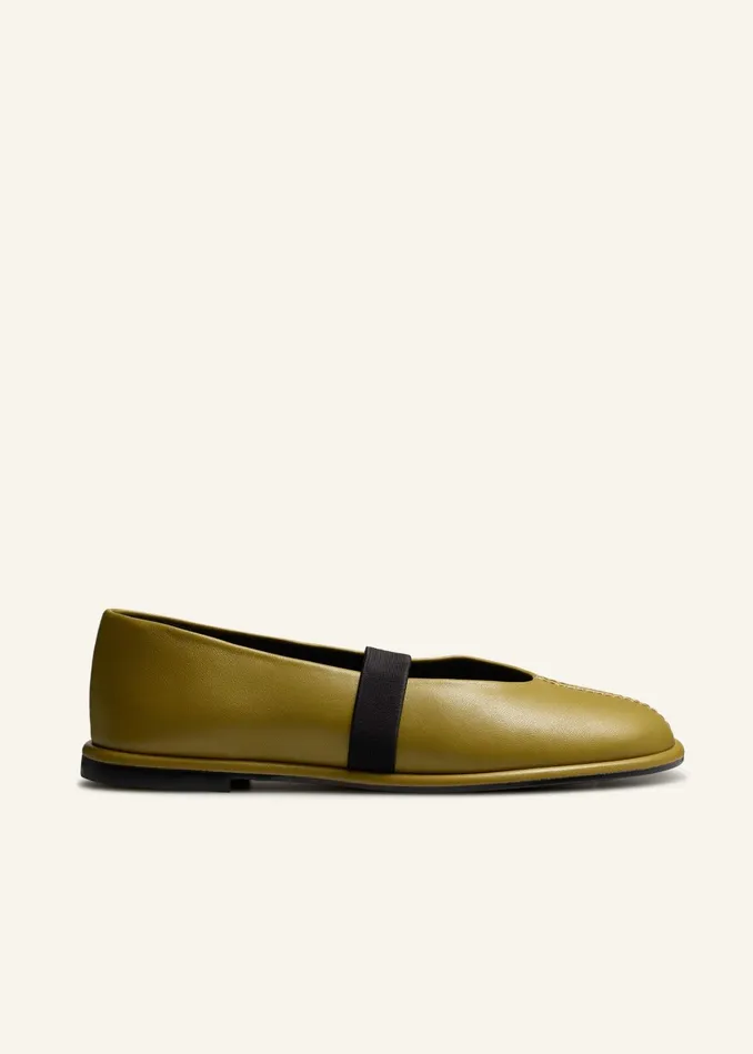 Women Elasticated Strap Mary Jane Olive MEEM