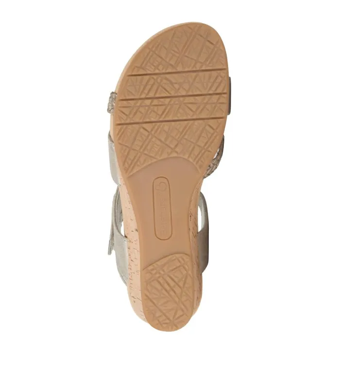 Women Farah Wedge Sandal Champagne Baretraps Wedge Sandals