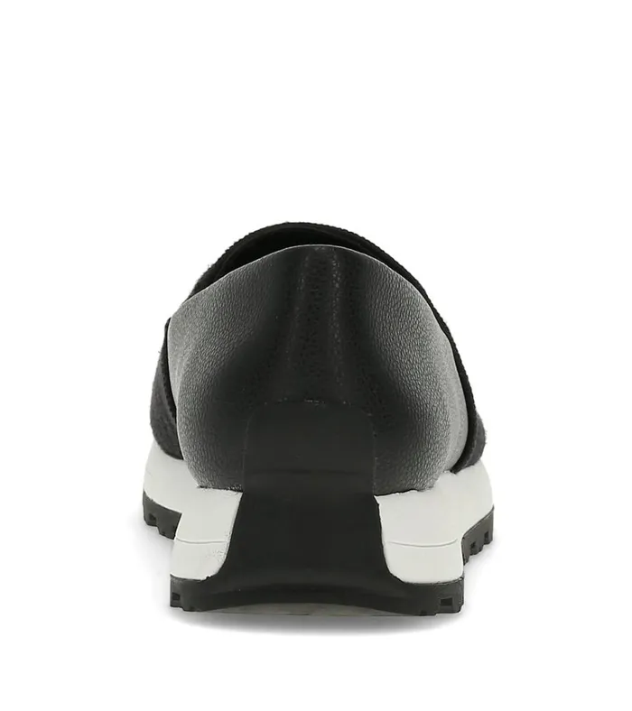 Women Gennie Slip On Black Multi Baretraps Flats and Loafers
