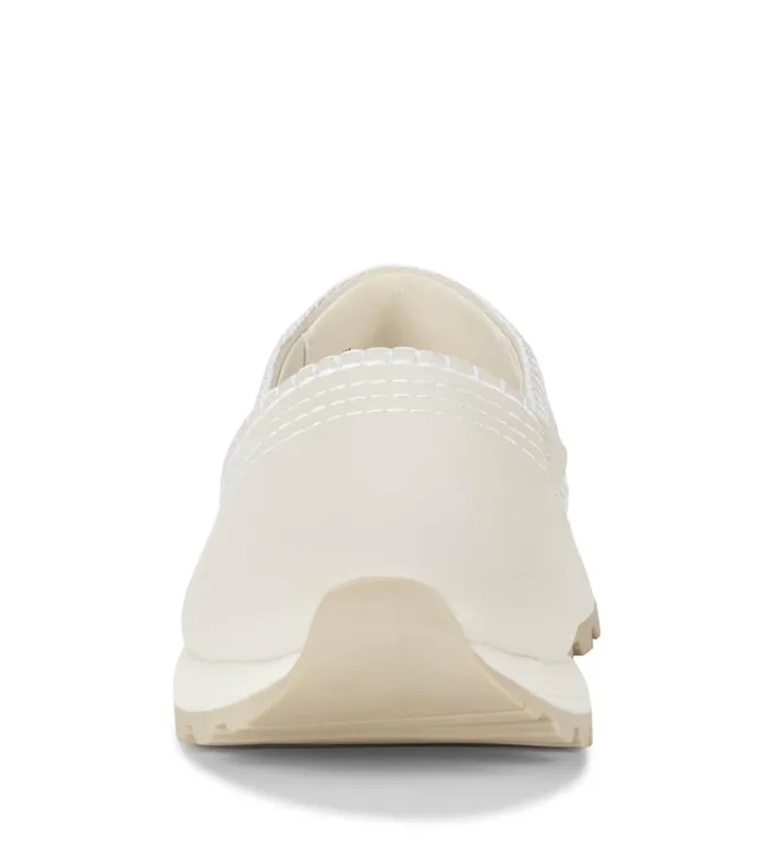 Women Gennie Slip On Cream Baretraps Sneakers