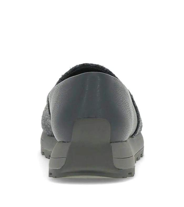 Women Gennie Slip On Dark Grey Baretraps Flats and Loafers