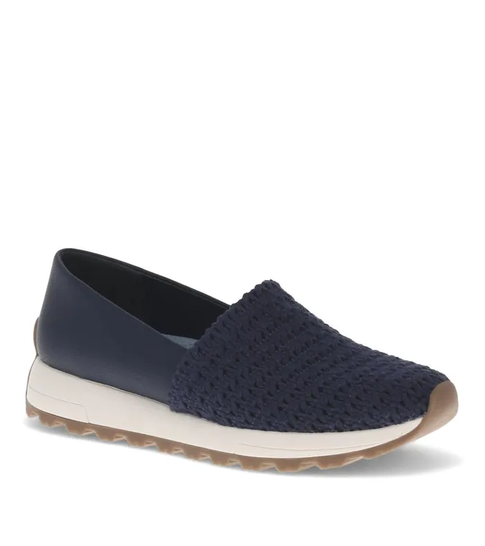 Women Gennie Slip On Dark Navy Baretraps Sneakers